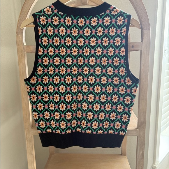 Floral V-Neck Sweater Vest - Picture 2 of 2